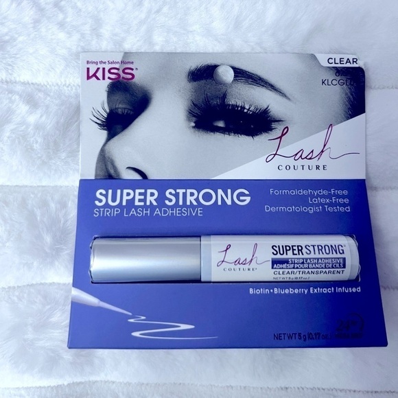 Kiss - Looks so Natural - Eyelashes - 03 & Kiss Super Strong Strip Adhesive - Picture 4 of 5